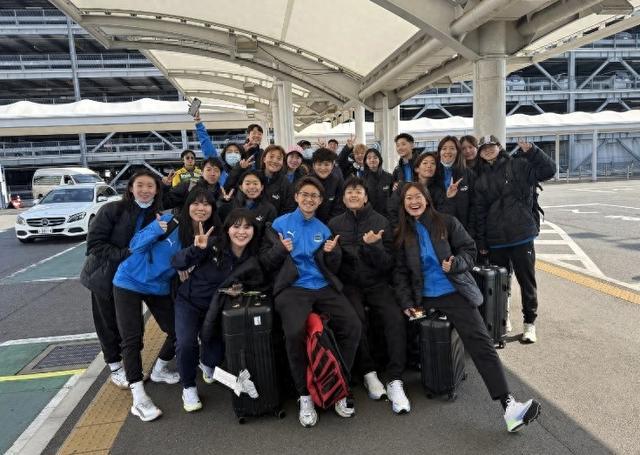 武漢女足赴日參戰(zhàn)，王霜曬照：亞冠之旅啟程。