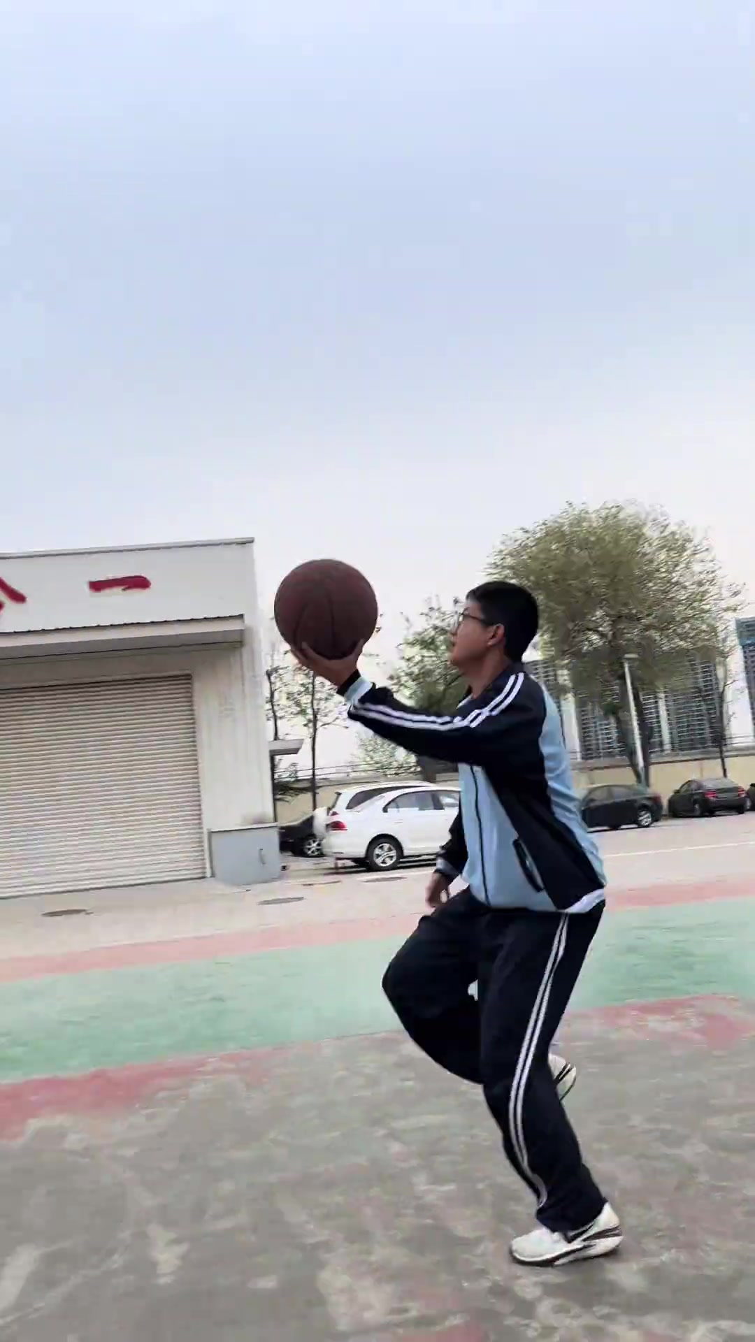 為什么一副球霸的樣子卻打出這種球風？