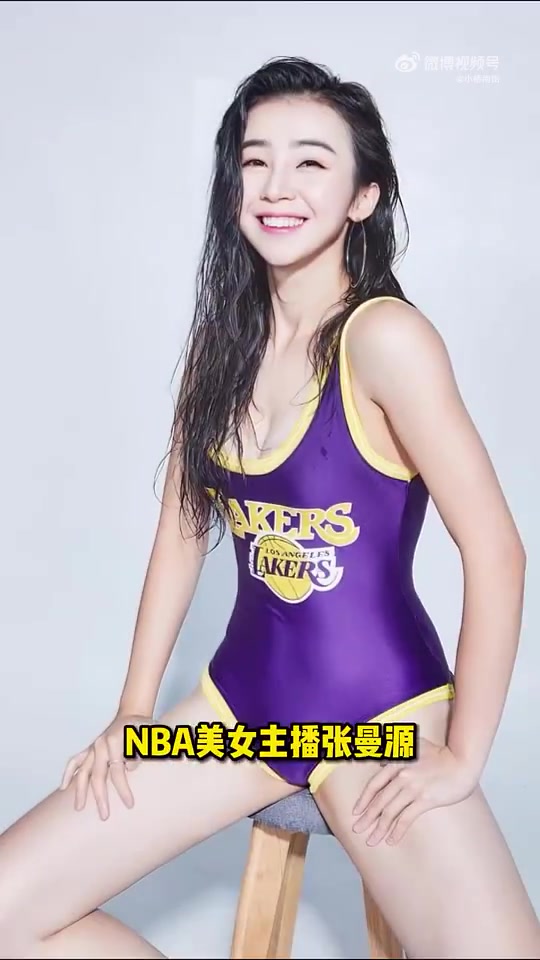 詹姆斯女球迷都這么漂亮的嗎？顏值高身材傲人