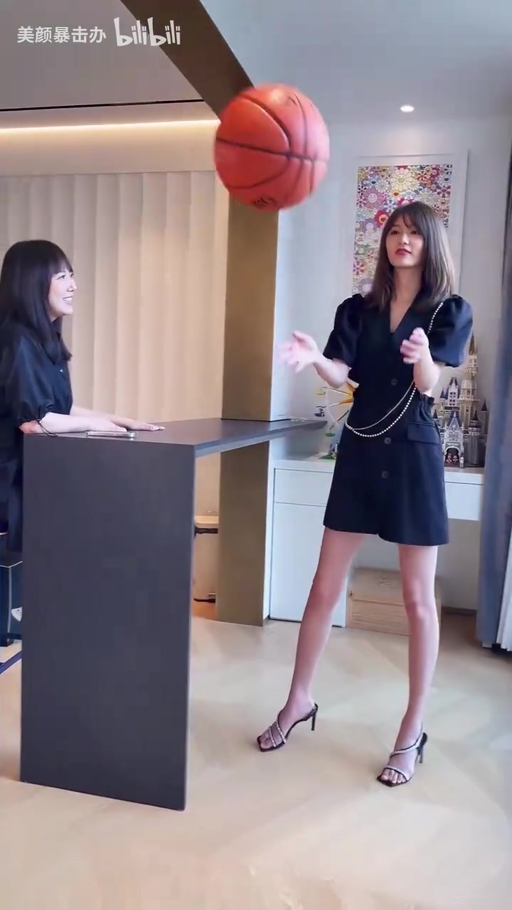 太完美了！這不用問！小七季后賽會(huì)支持哪只球隊(duì)呢？
