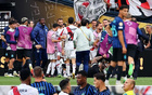 河床球迷扔雜物，世體預測FIFA將罰河床